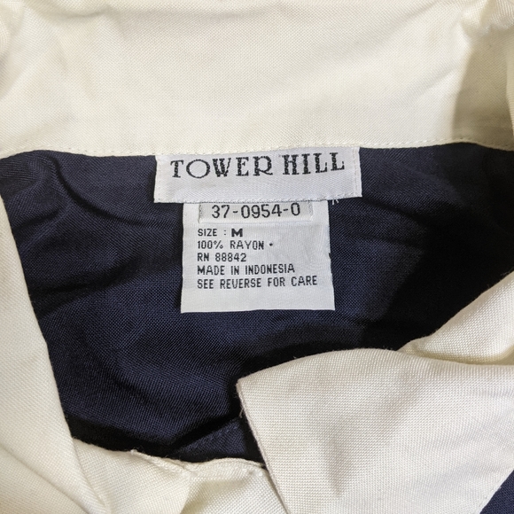 NWOT Vintage Tower Hill Blue and White Top - Picture 2 of 4